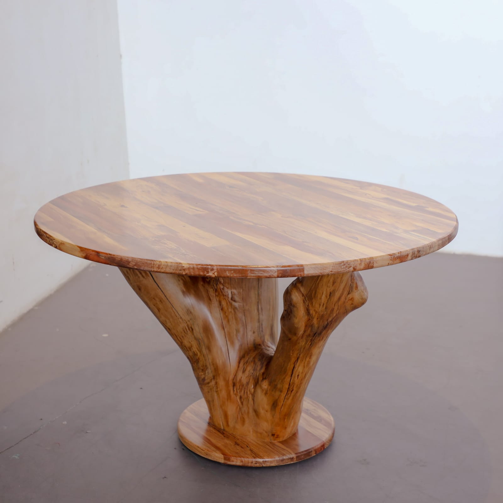 Lukla Dining Table